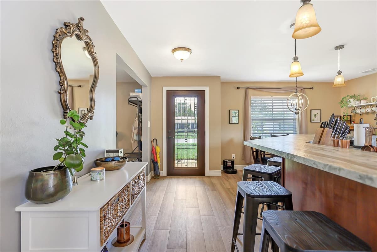 5334 LANYARD COURT — photo 4 of 35
