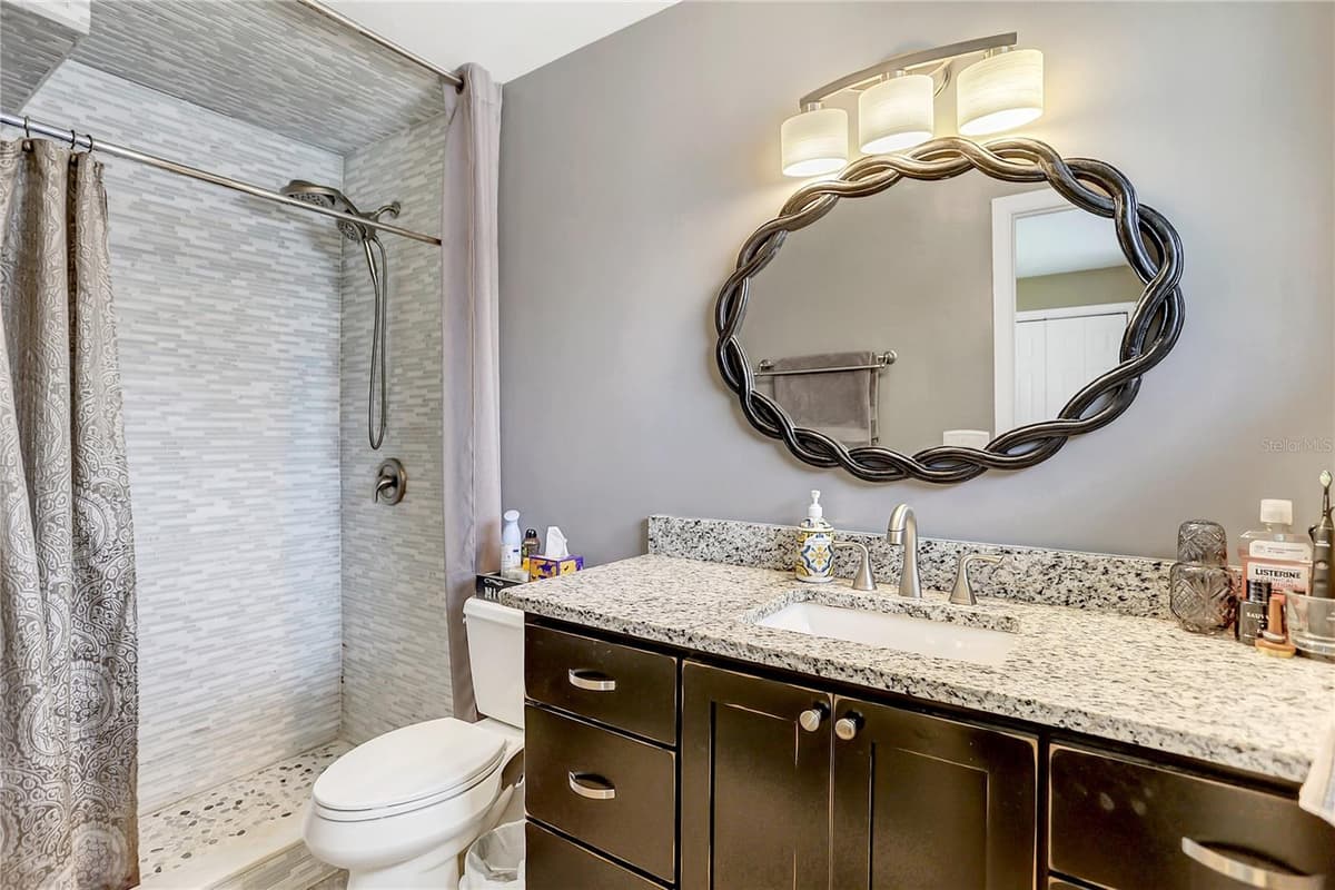 5334 LANYARD COURT — photo 15 of 35