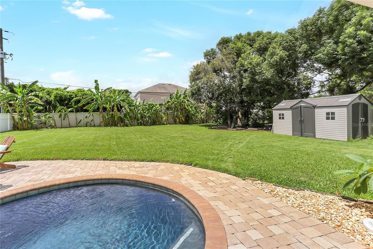 5334 LANYARD COURT — photo 32 of 35