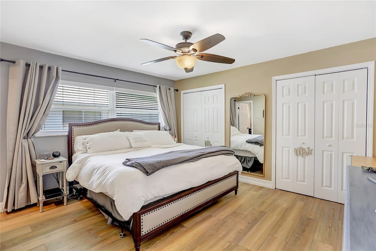 5334 LANYARD COURT — photo 14 of 35