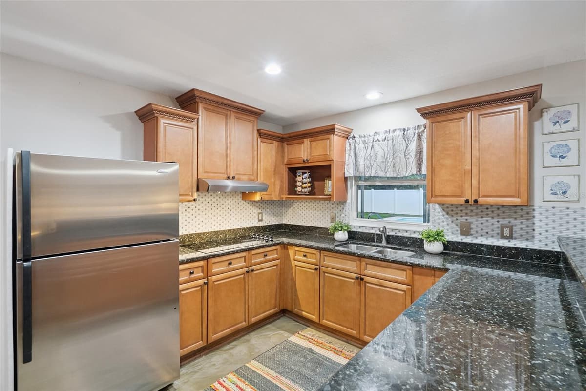 3020 NICHOLSON DRIVE — photo 11 of 55
