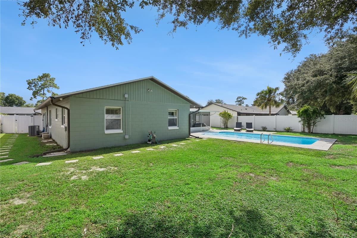 3020 NICHOLSON DRIVE — photo 45 of 55