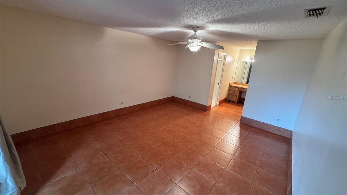 2657 EXUMA WAY — photo 10 of 25