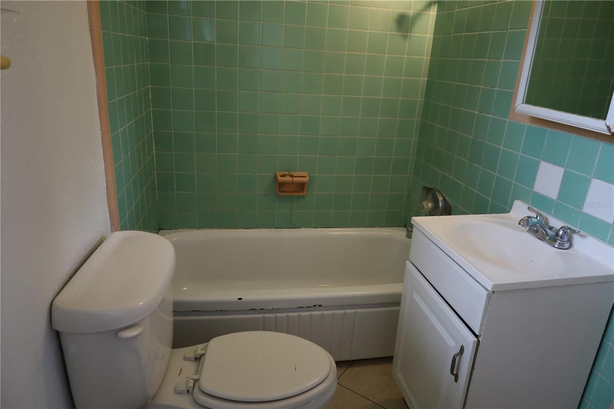 4618 20TH AVENUE — photo 7 of 18