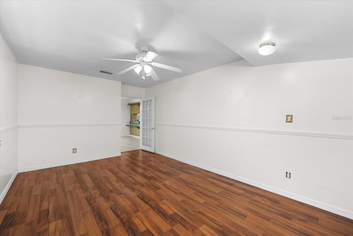 2214 17TH TERRACE — photo 9 of 21