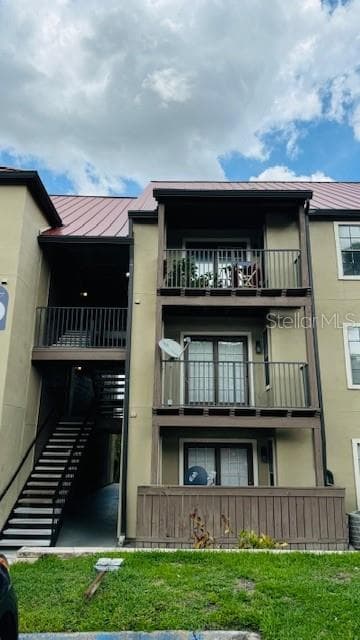 241 AFTON SQUARE — photo 2 of 21