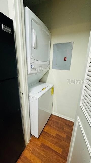 241 AFTON SQUARE — photo 18 of 21