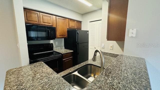 241 AFTON SQUARE — photo 5 of 21