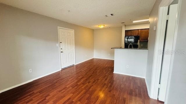 241 AFTON SQUARE — photo 8 of 21