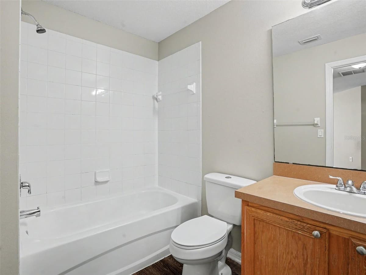 1921 MANATEE DRIVE — photo 14 of 15