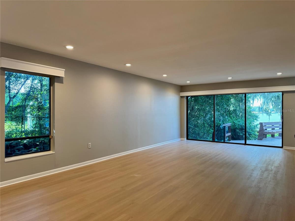 2510 CYPRESS GARDENS BOULEVARD — photo 14 of 89
