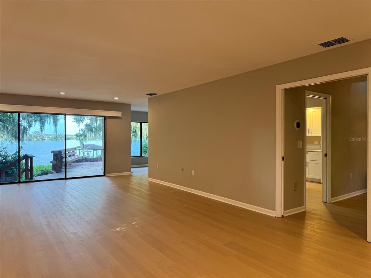 2510 CYPRESS GARDENS BOULEVARD — photo 12 of 89