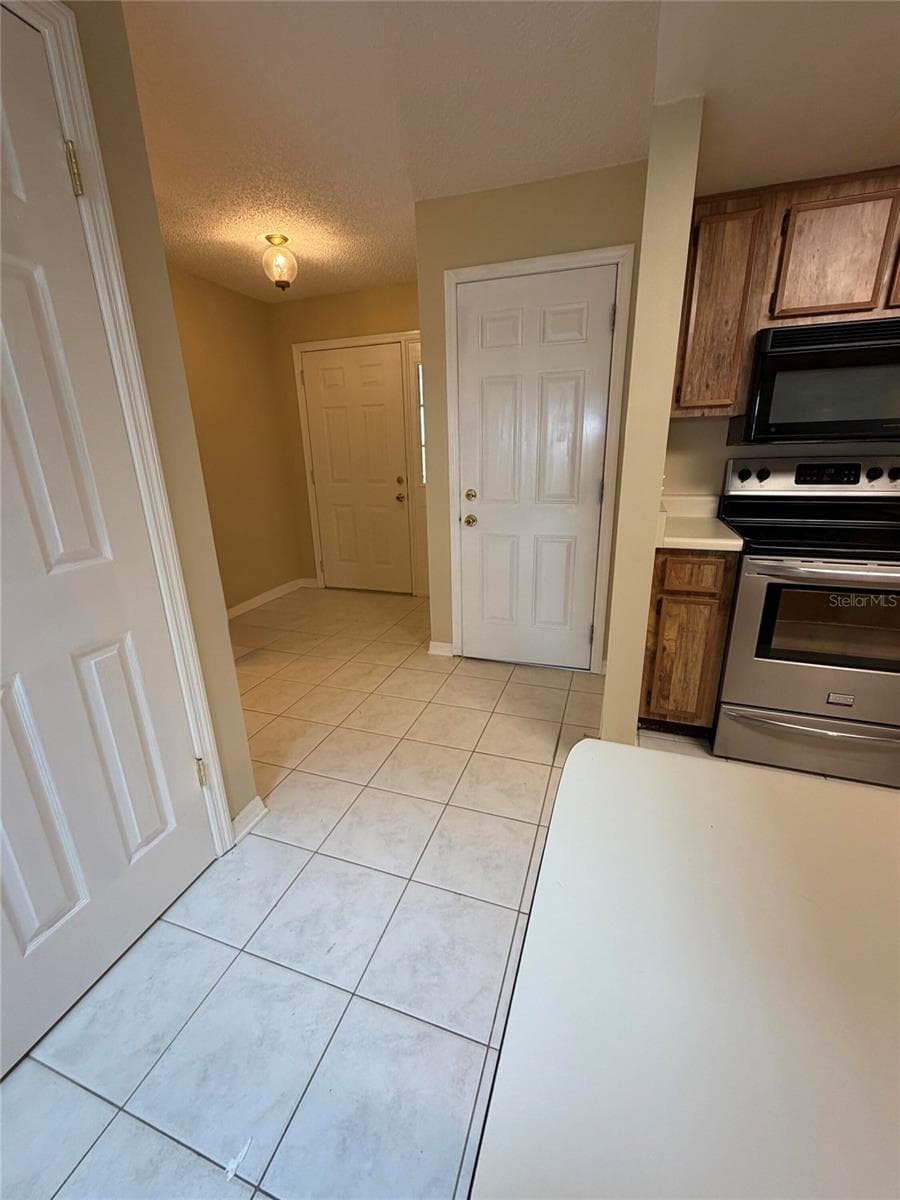 5108 LAZY OAKS DRIVE — photo 13 of 30