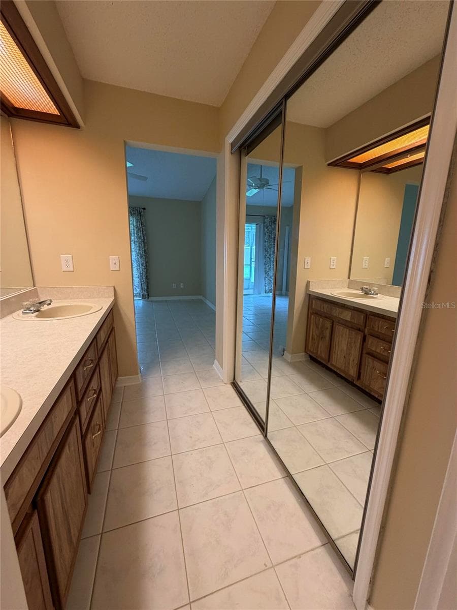 5108 LAZY OAKS DRIVE — photo 23 of 30
