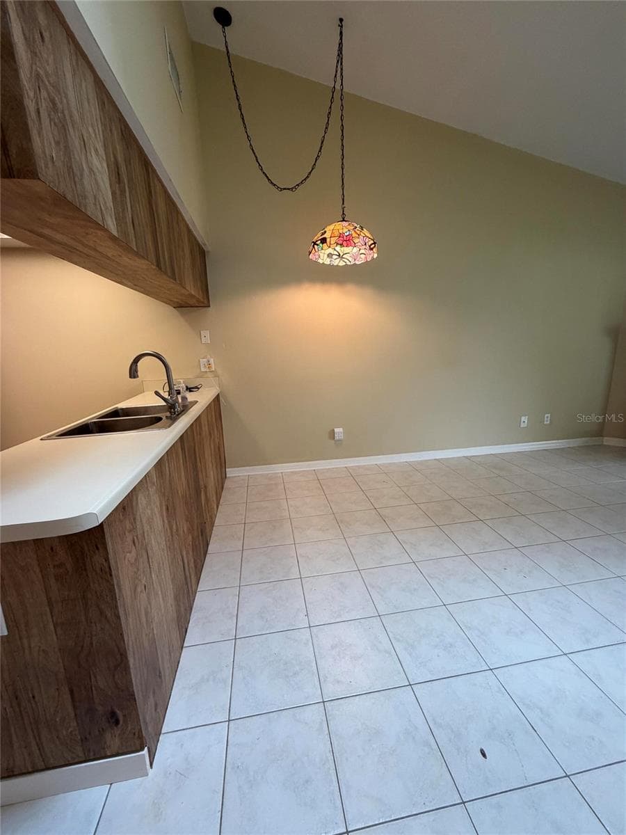 5108 LAZY OAKS DRIVE — photo 9 of 30