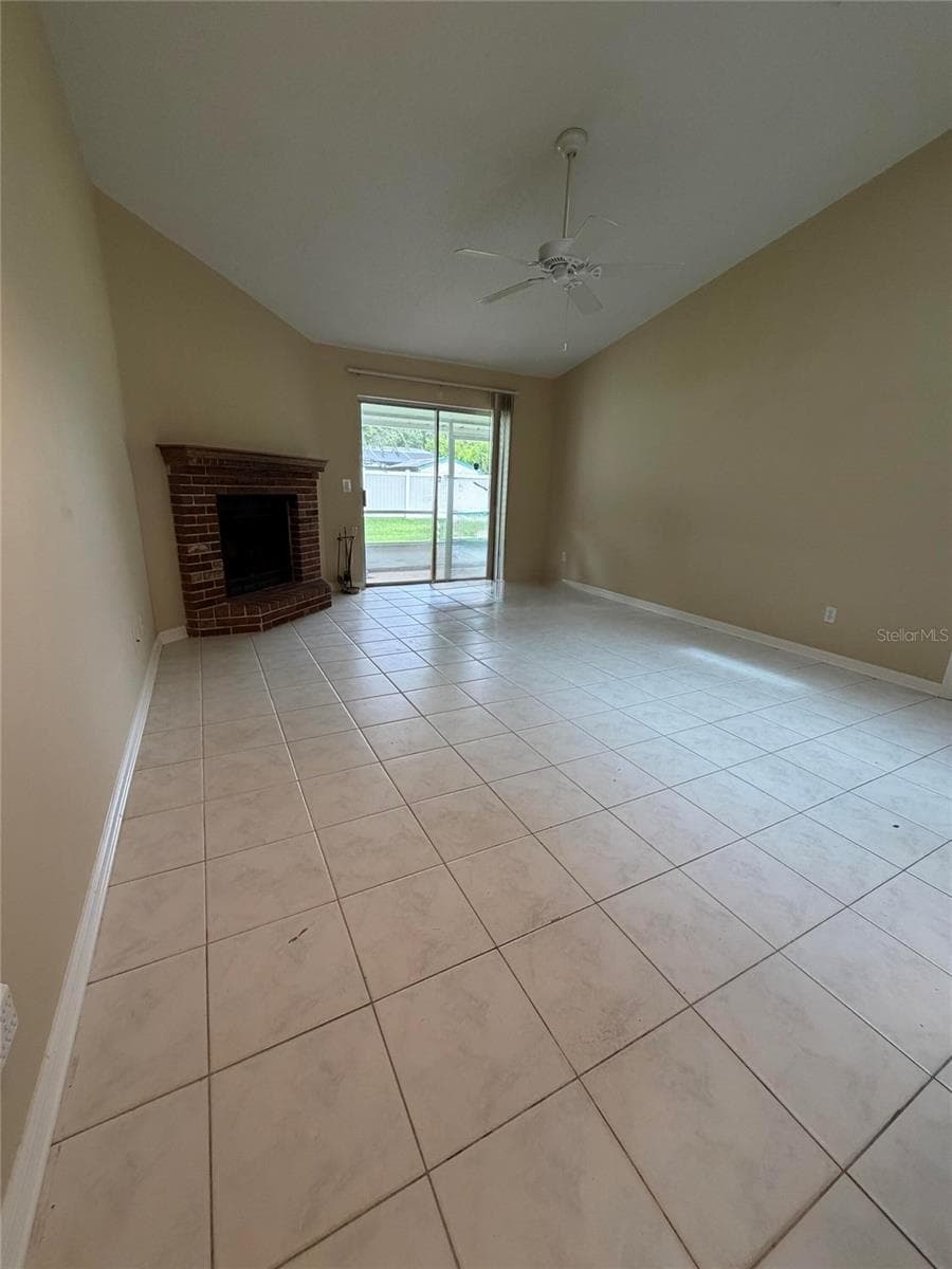 5108 LAZY OAKS DRIVE — photo 11 of 30