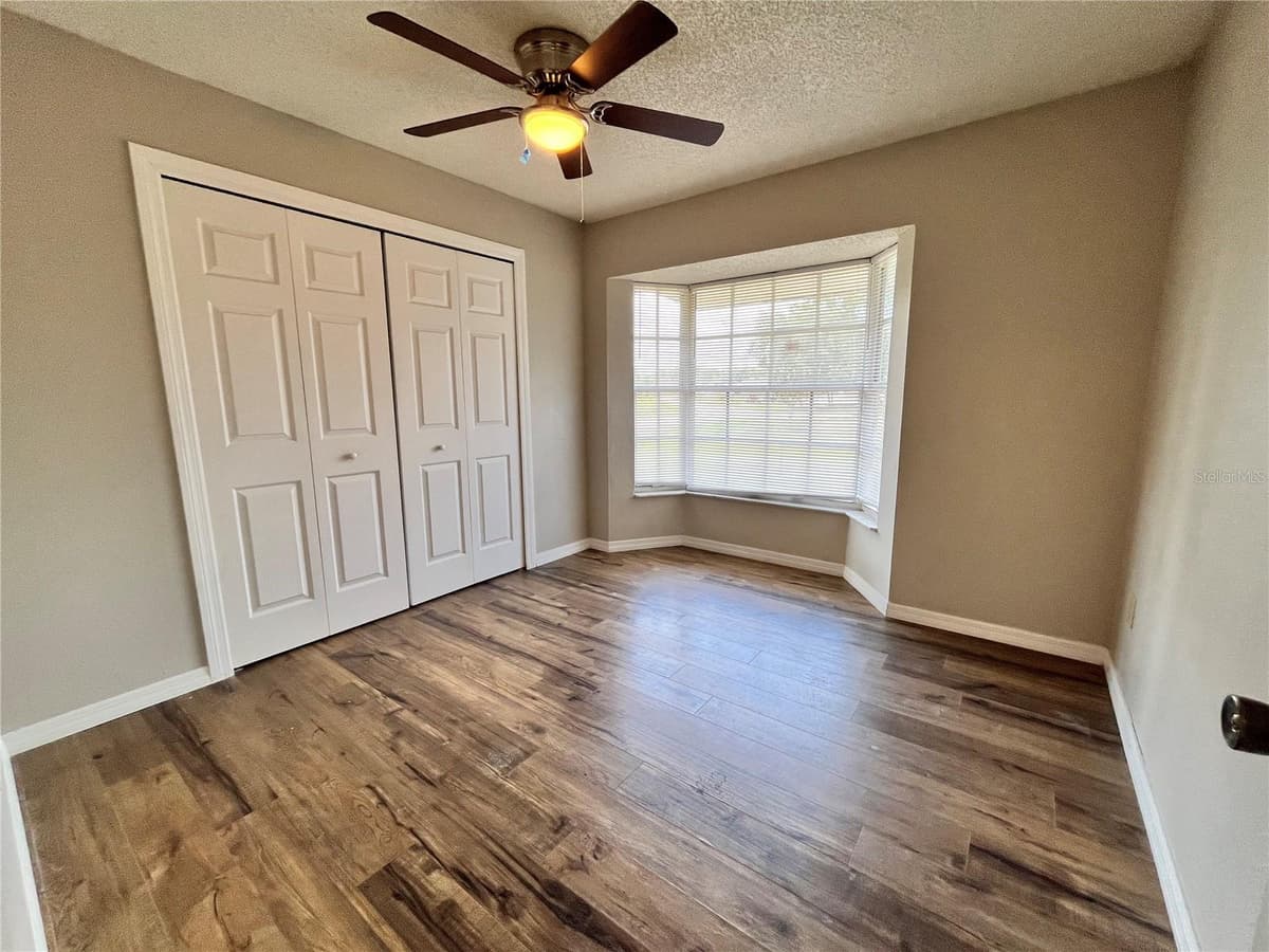 2699 BENTLEY DRIVE — photo 9 of 12