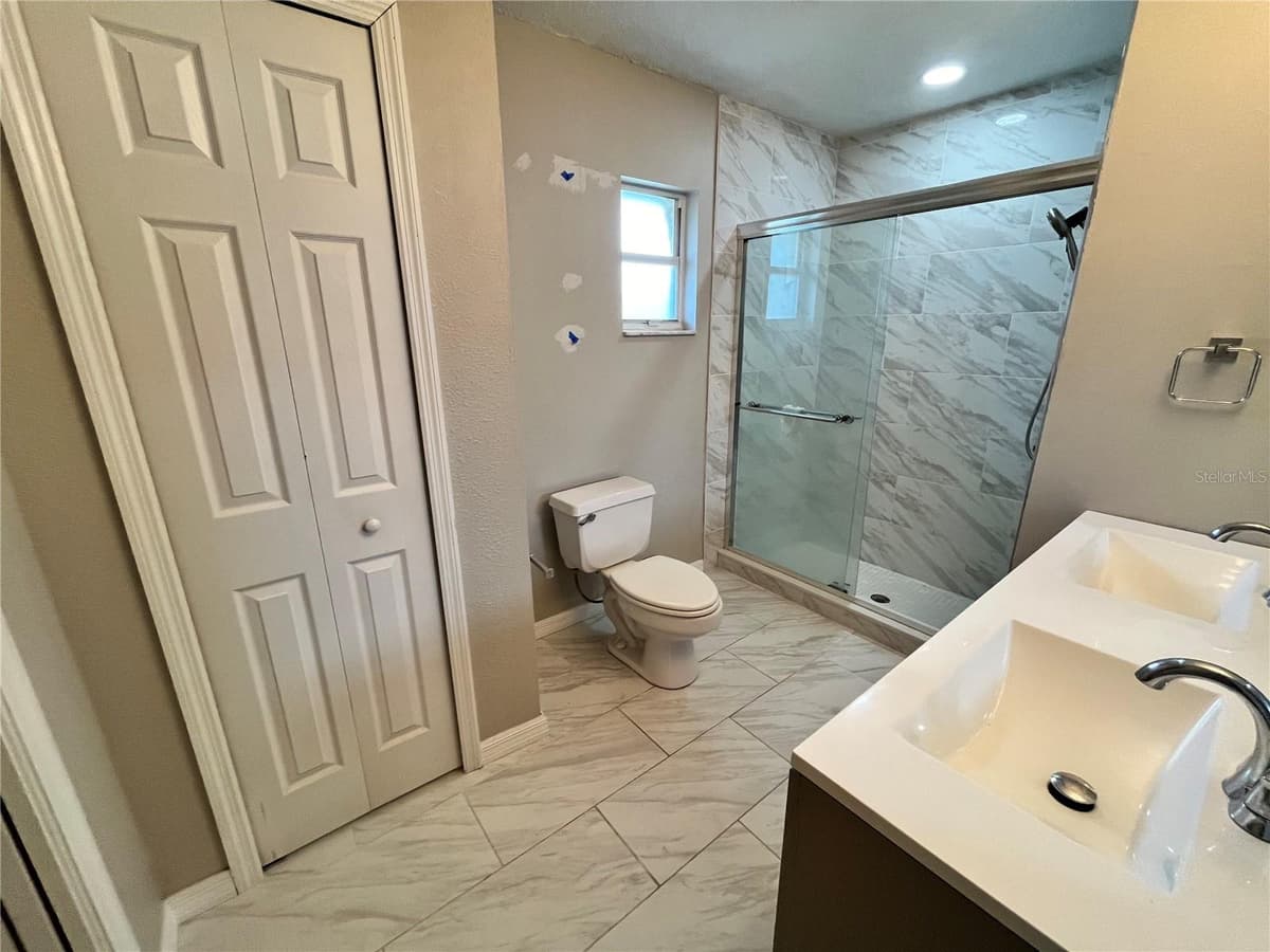 2699 BENTLEY DRIVE — photo 8 of 12