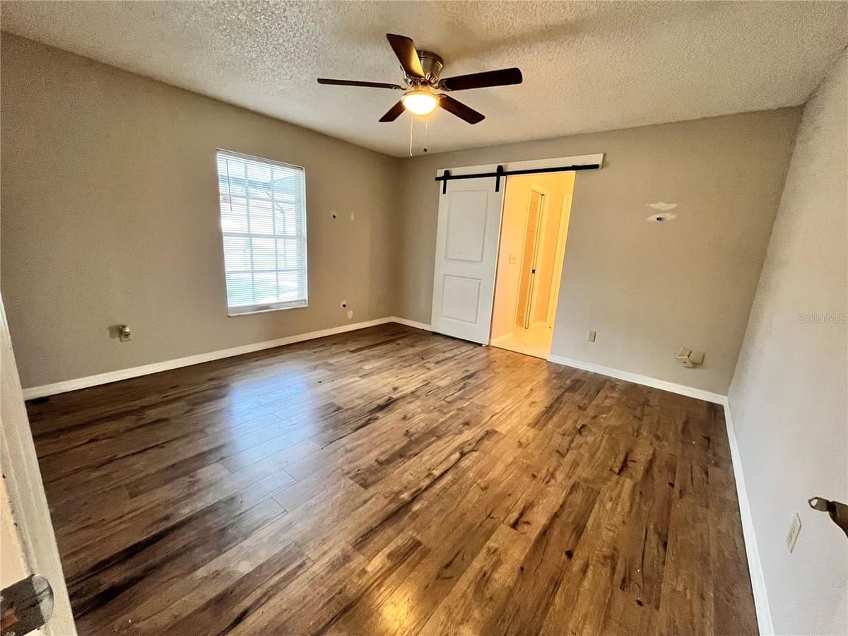 2699 BENTLEY DRIVE — photo 7 of 12