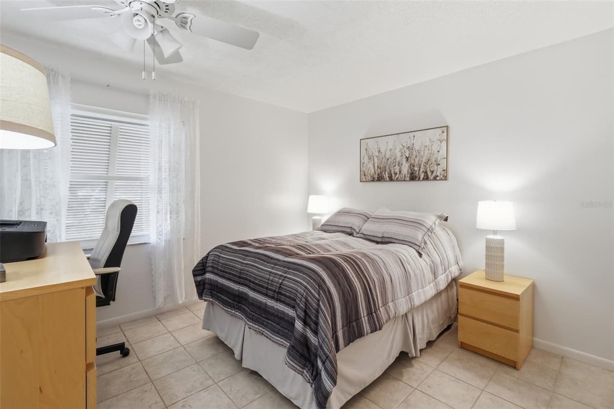 130 JASMINE WOODS COURT — photo 10 of 27