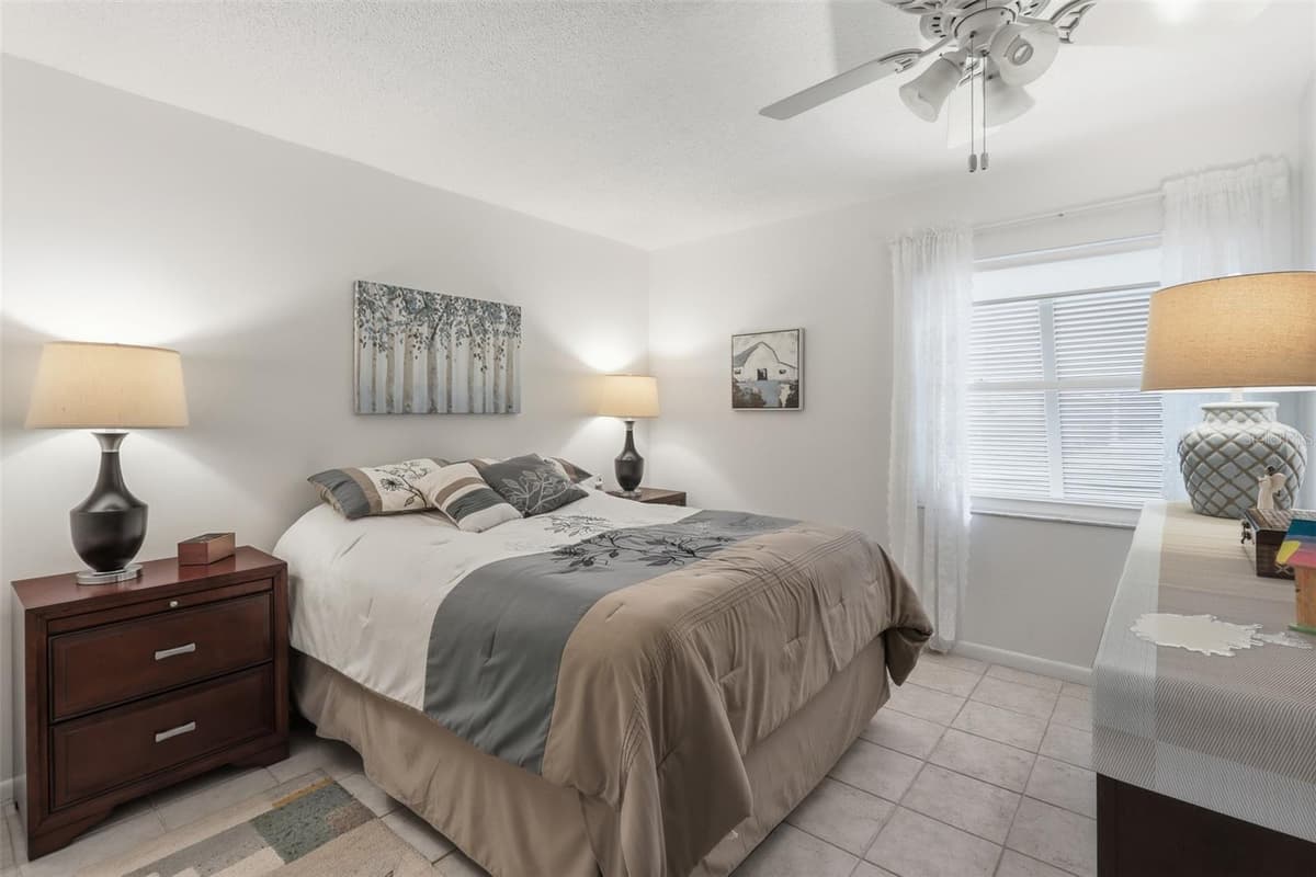 130 JASMINE WOODS COURT — photo 12 of 27