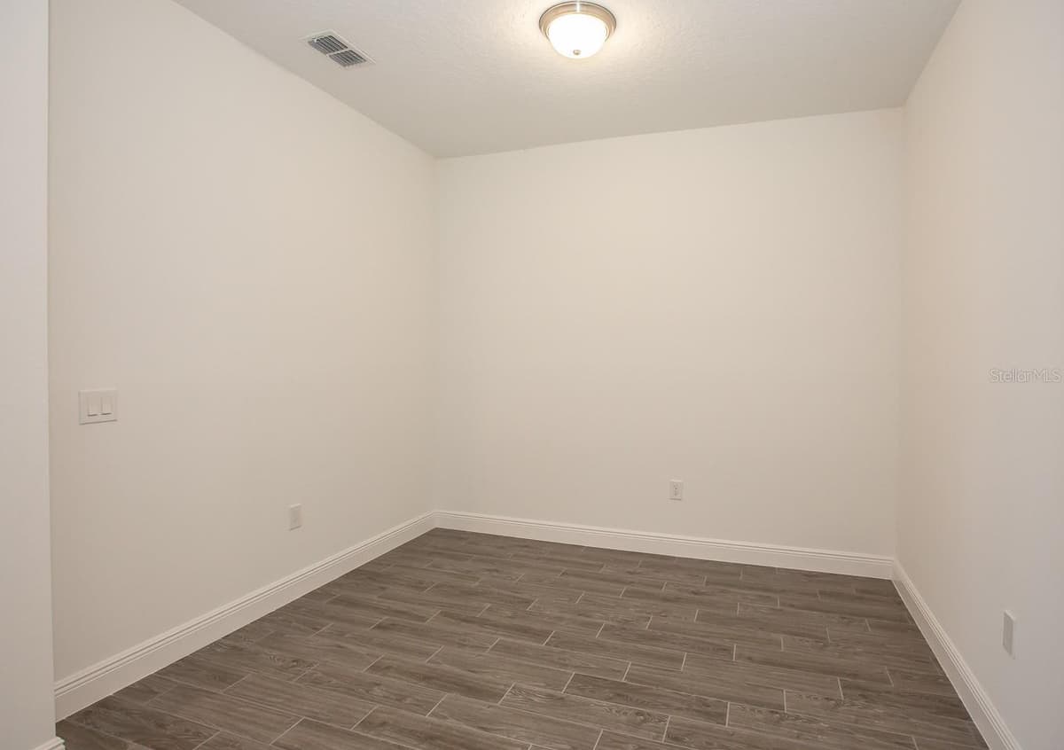 1431 BROAD WING LANE — photo 8 of 26