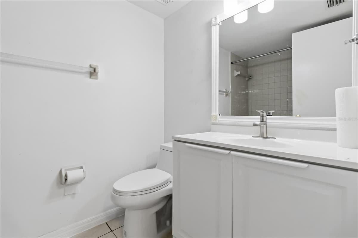 1064 LOTUS PARKWAY — photo 20 of 28