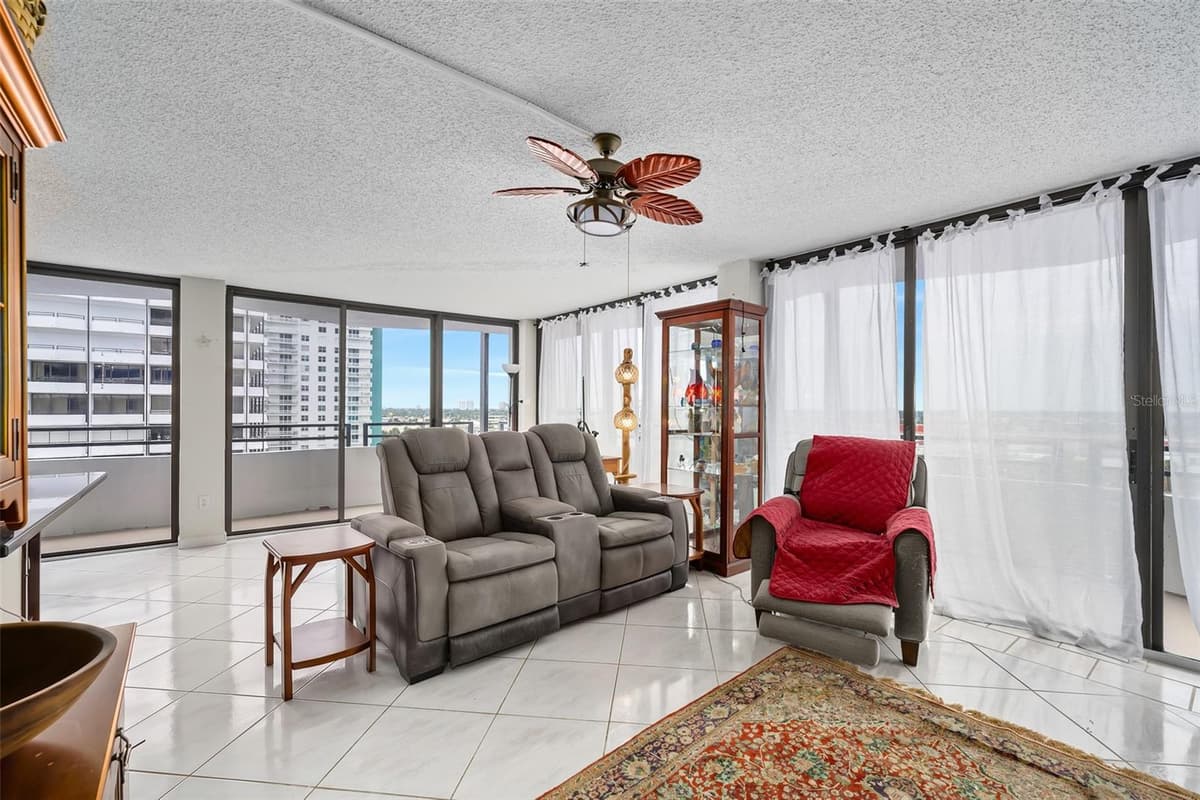 2900 ATLANTIC AVENUE — photo 15 of 36