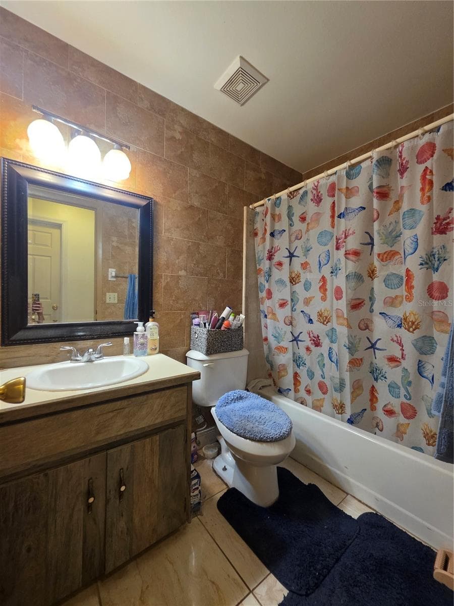 3210 SAWYER CIRCLE — photo 10 of 11