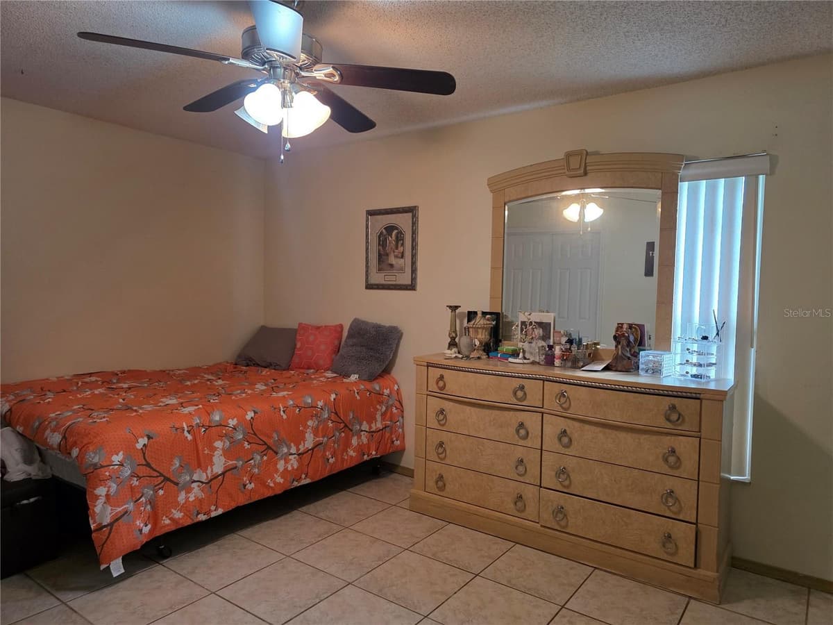3210 SAWYER CIRCLE — photo 7 of 11