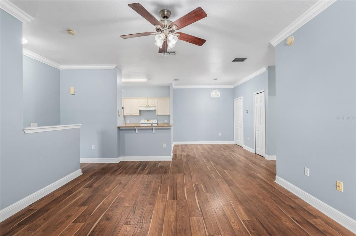 1315 EASTERN PECAN PLACE — photo 5 of 22