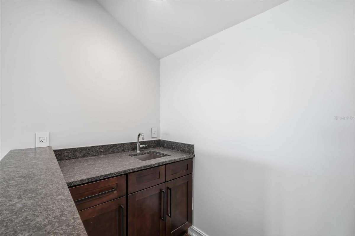 1465 HILLSIDE LANDING DRIVE — photo 40 of 43