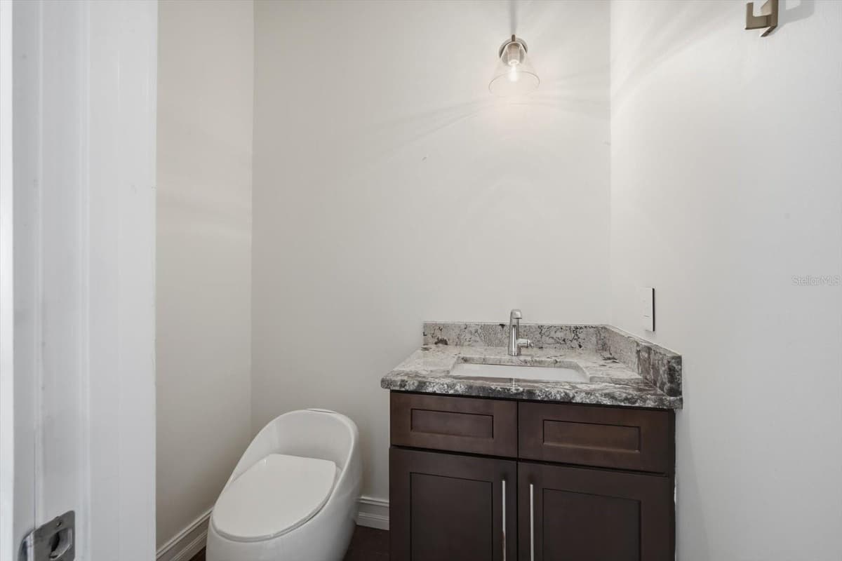 1465 HILLSIDE LANDING DRIVE — photo 42 of 43