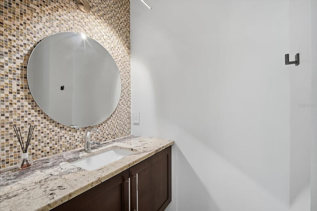 1465 HILLSIDE LANDING DRIVE — photo 9 of 43