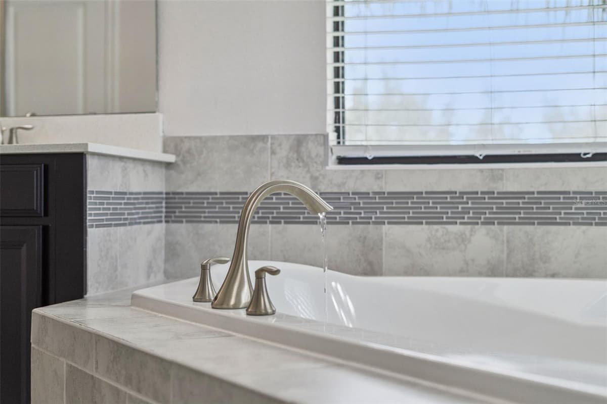 8001 POND APPLE DRIVE — photo 40 of 74