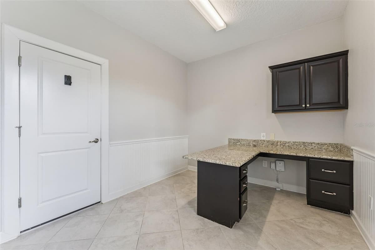 8001 POND APPLE DRIVE — photo 29 of 74