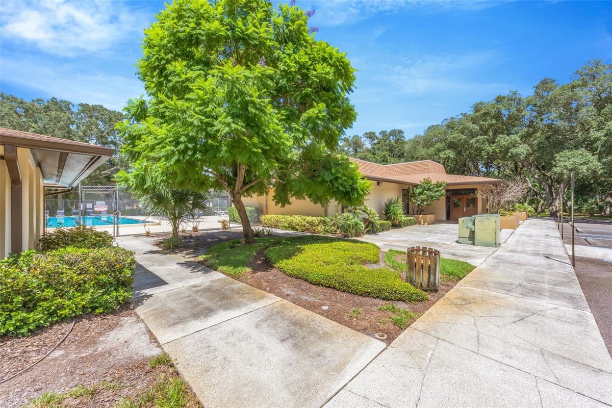 11714 RAINTREE VILLAGE BOULEVARD — photo 3 of 32