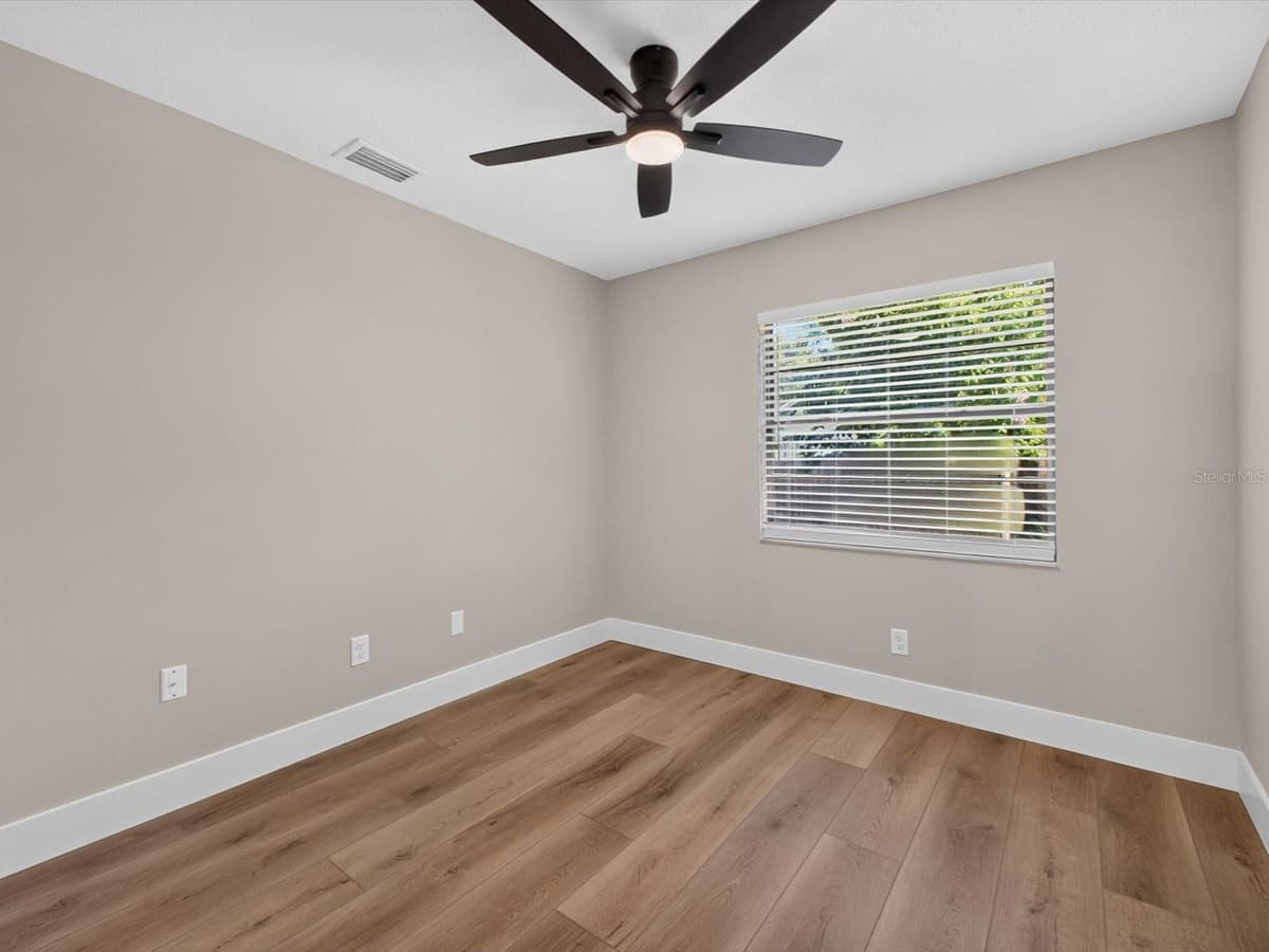 2183 BENT OAK DRIVE — photo 23 of 41