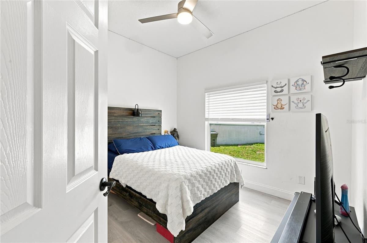 672 CRANEBROOK COURT — photo 30 of 52