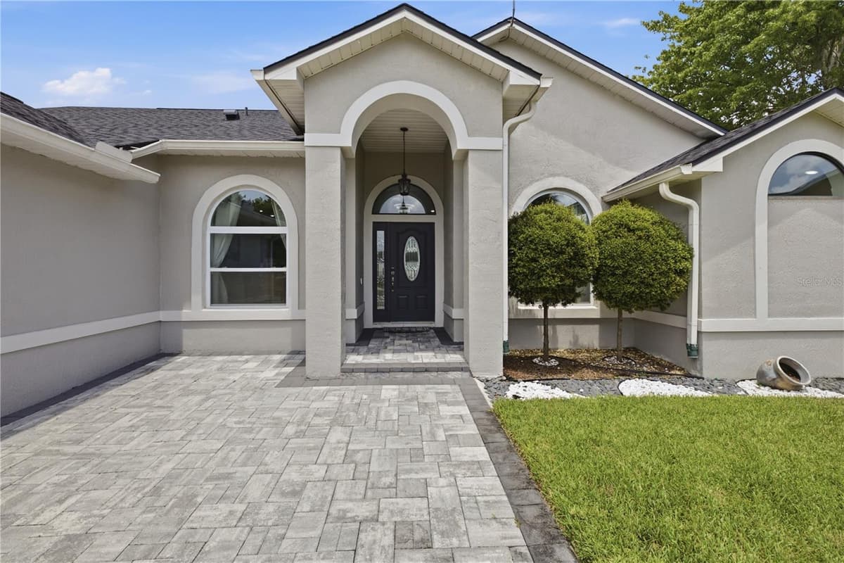 672 CRANEBROOK COURT — photo 4 of 52