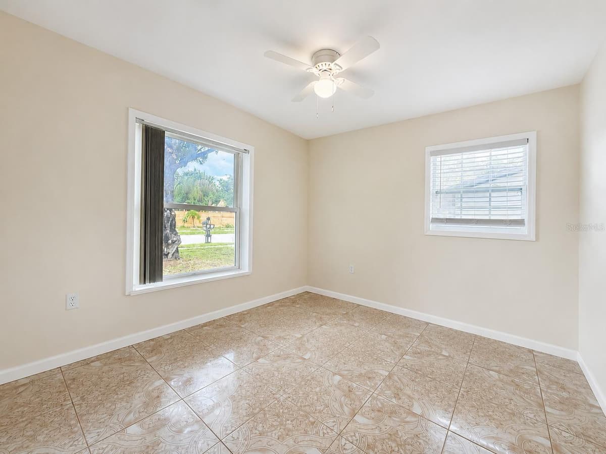 601 CATWOOD DRIVE — photo 13 of 28