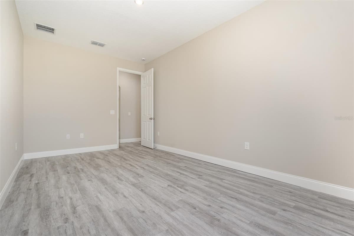900 LAVA STREET — photo 22 of 37