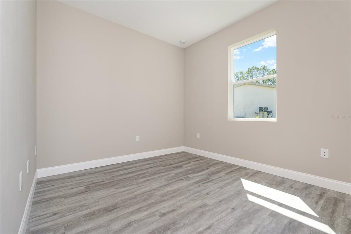 900 LAVA STREET — photo 24 of 37