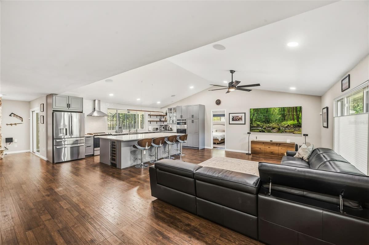 4039 COOL WATER COURT — photo 7 of 48