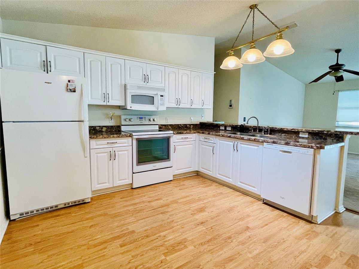 2186 ESTEVEZ DRIVE — photo 4 of 19