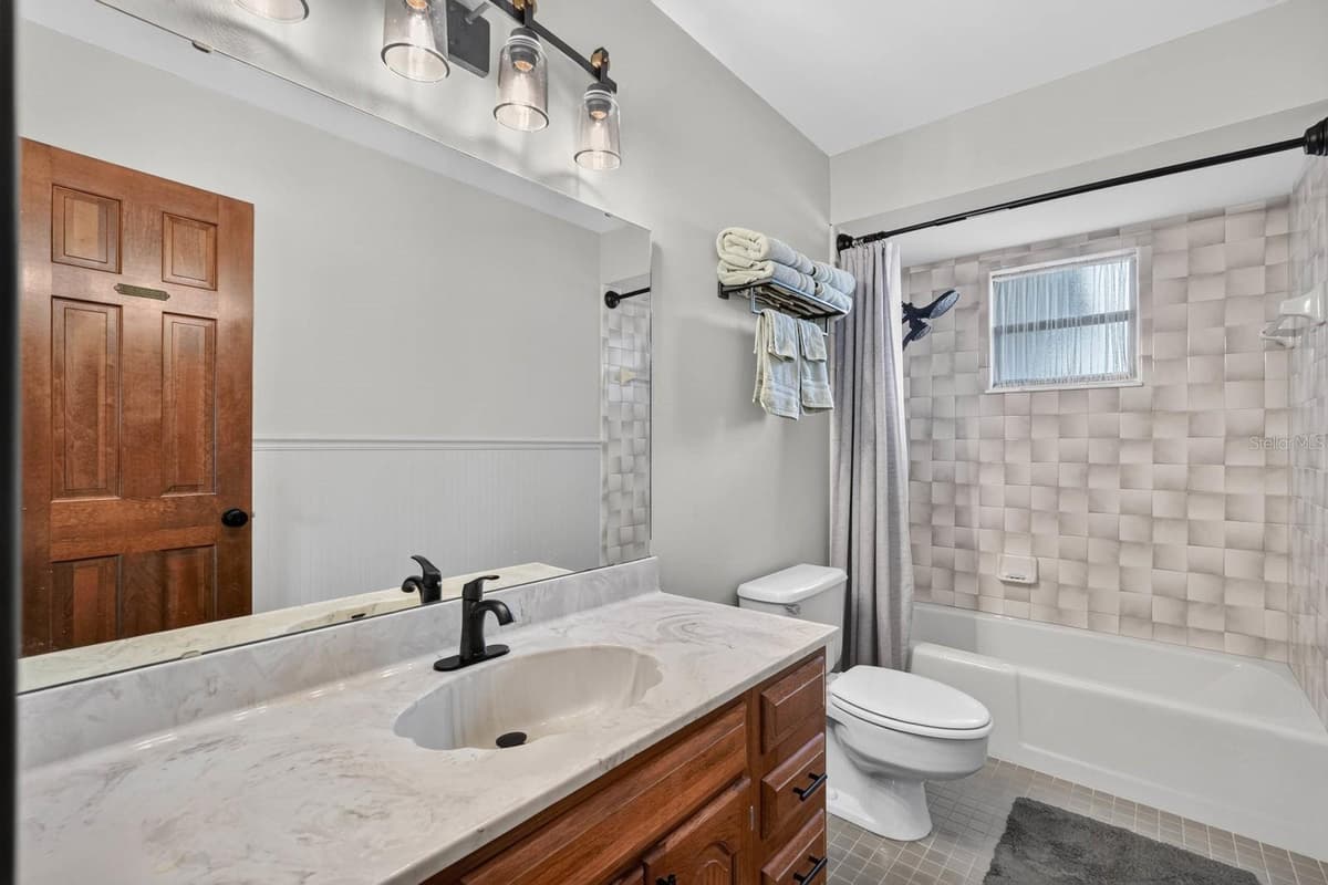 2114 EL CAMPO AVENUE — photo 20 of 36