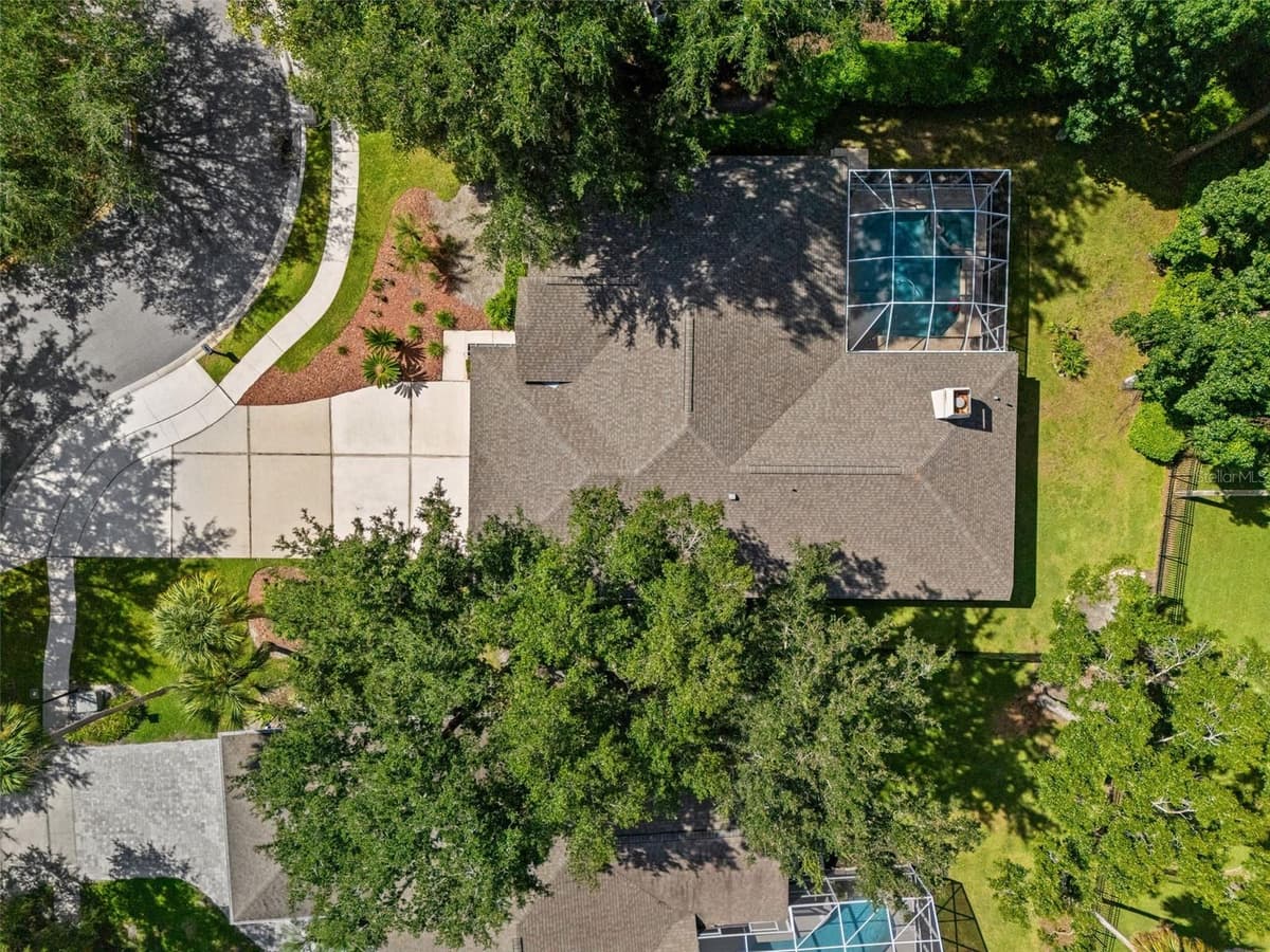 5325 LAKE BLUFF TERRACE — photo 9 of 43