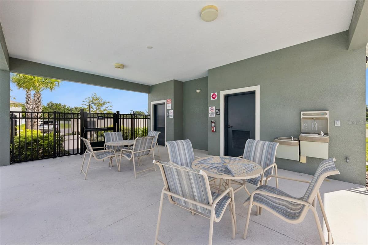 3676 SUNGROVE CIRCLE — photo 43 of 45