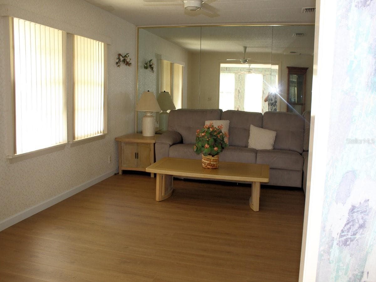 802 DATE PALM STREET — photo 8 of 15