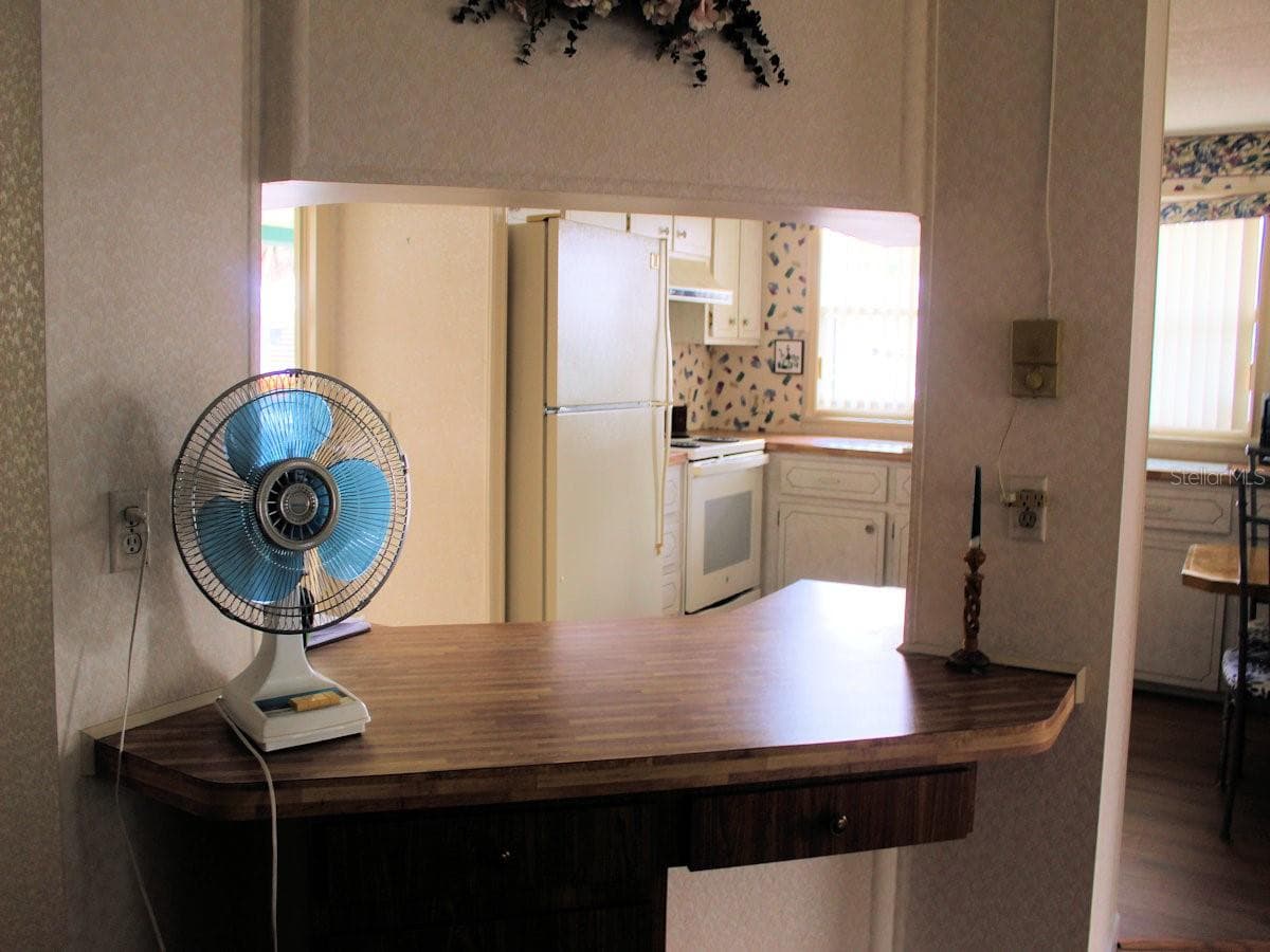 802 DATE PALM STREET — photo 6 of 15